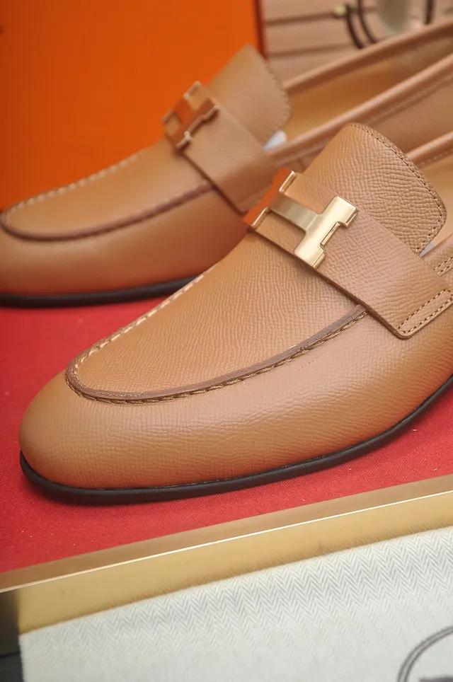 Hermès Beige Gold Tan Textured Leather H-Shaped Buckle Loafer 2