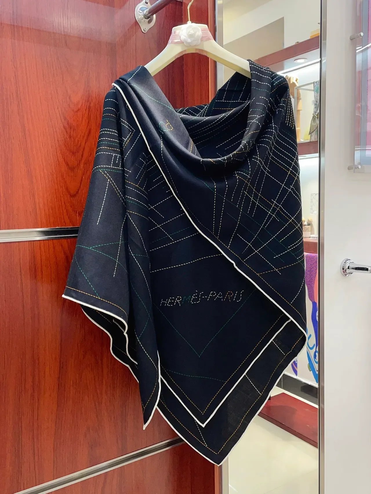 Hermès Black Multicolor Geometric Stitched Pattern Contrasting Dashed Embroidery Scarve 8