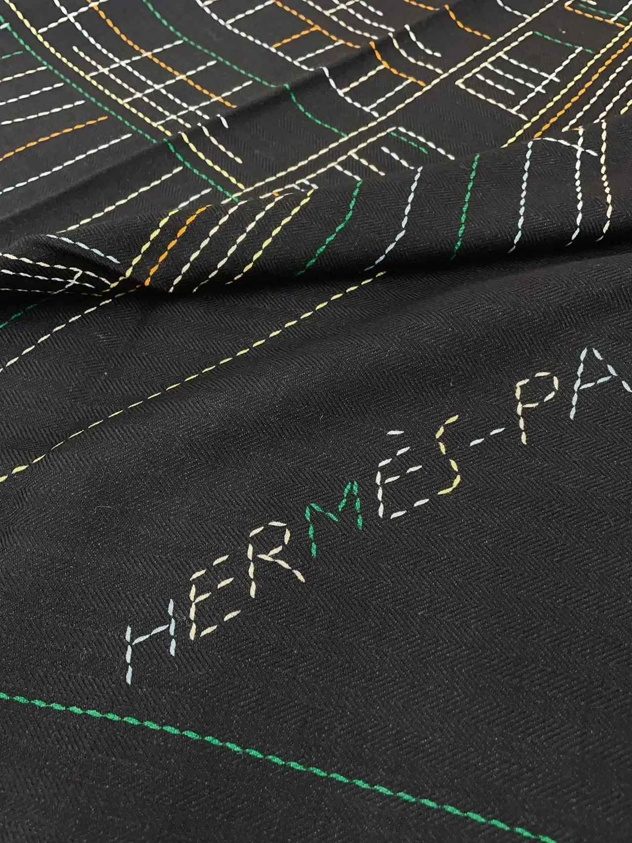 Hermès Black Multicolor Geometric Stitched Pattern Contrasting Dashed Embroidery Scarve 9