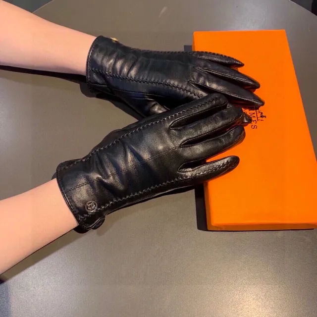 Hermès Black Orange Smooth Contrast Topstitching Leather Gloves 3