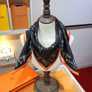 Hermès 黑色橙色白色线条艺术图形丝绸围巾