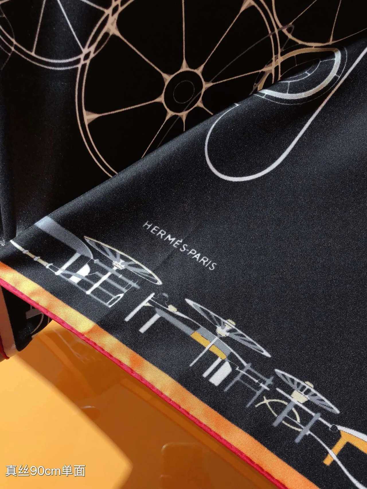 Hermès lenço de seda preto laranja branco com gráficos de arte em linha 6