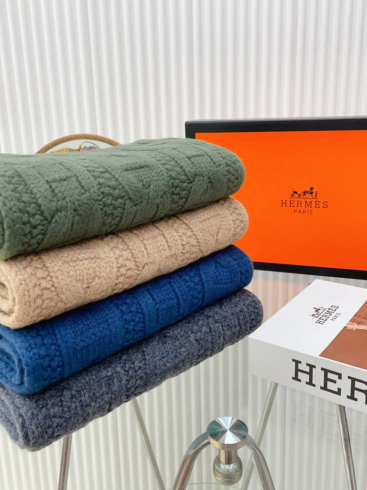 Hermès Écharpe H Beige Cashmere Scarf 4