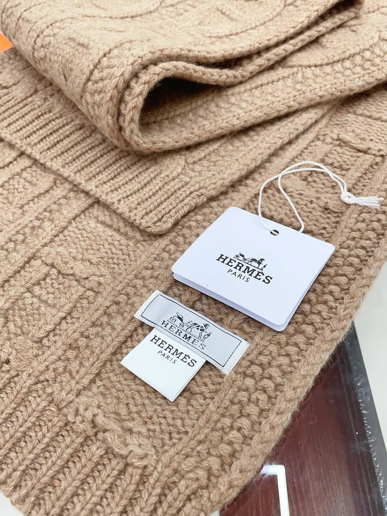 Hermès Écharpe H Beige Cashmere Scarf 9