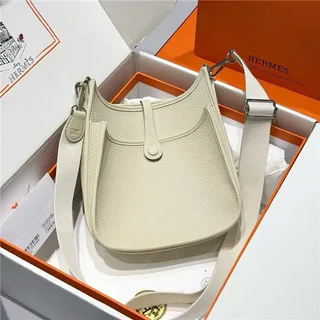 Hermès Evelyne perforé H Logo Cuir Tobacco sac underarm 18