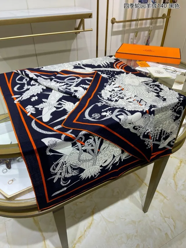 Hermès Écharpe cachemire motif line-art rayé navy orange blanc 9