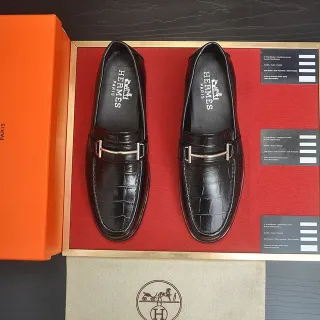 Hermès Oran Black Crocodile-Embossed Leather Loafers