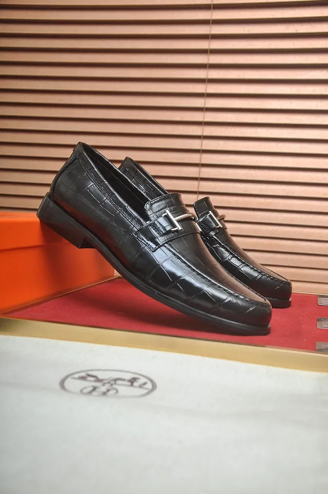 Hermès Oran Black Crocodile-Embossed Leather Loafers 2