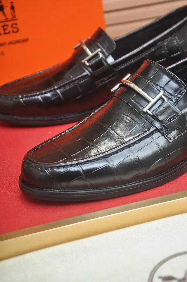Hermès Oran Black Crocodile-Embossed Leather Loafers 8
