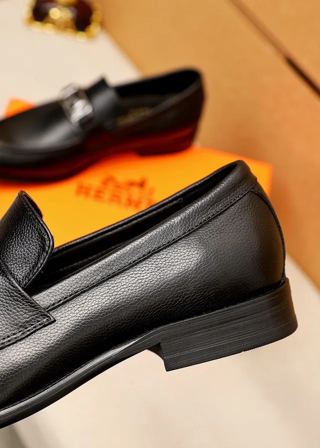 Hermès Oran Black Pebbled Leather Loafers 7