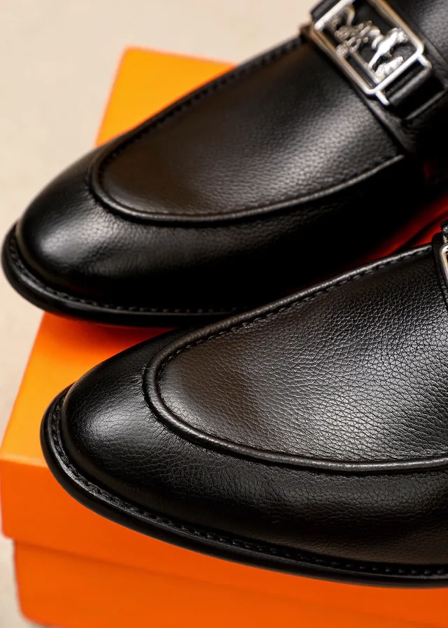 Hermès Oran Black Pebbled Leather Loafers 8