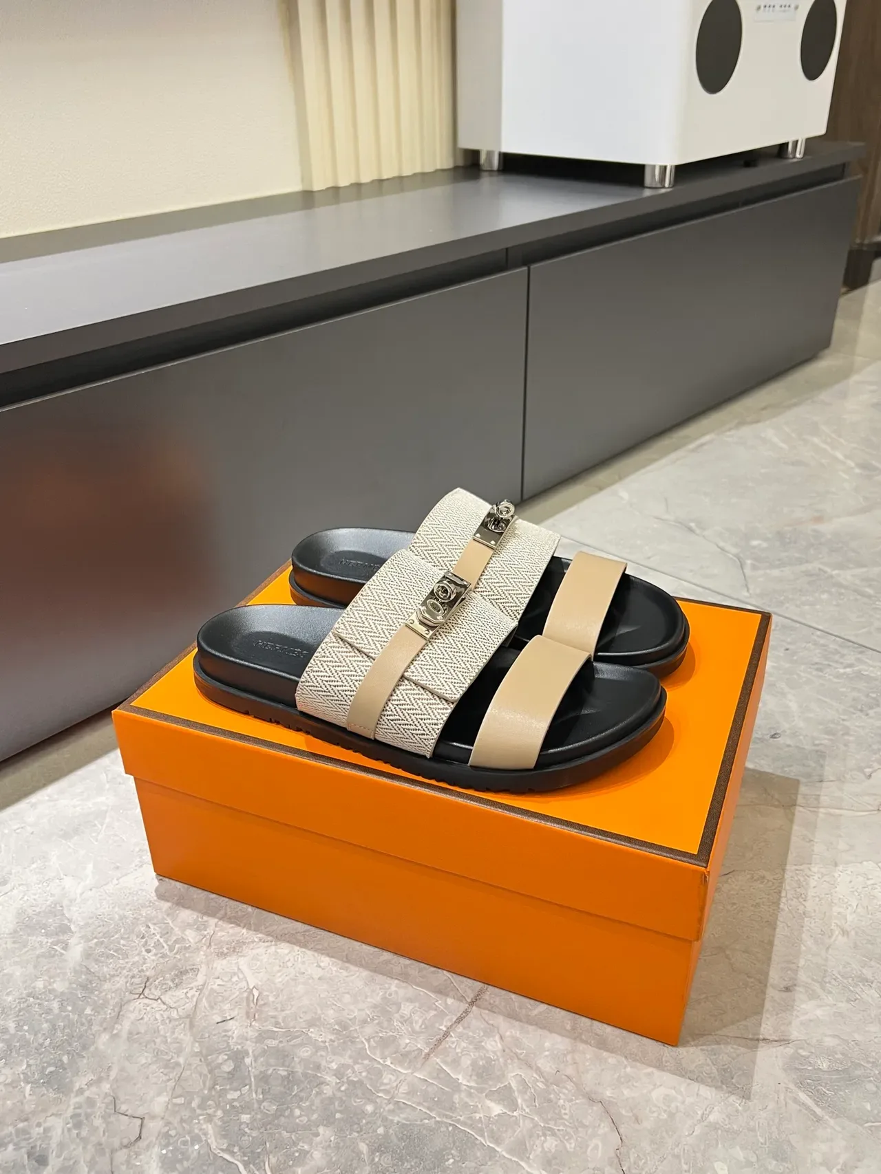 Hermès Oran Double-Strap Woven Herringbone Slippers 17