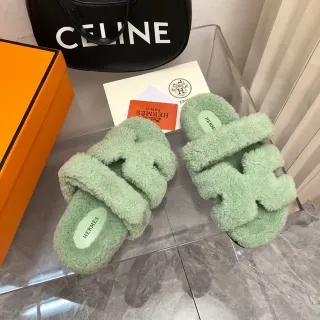 Hermès Oran Green Beige Fuzzy Shearling-Like Material Dual Wide Straps Slippers