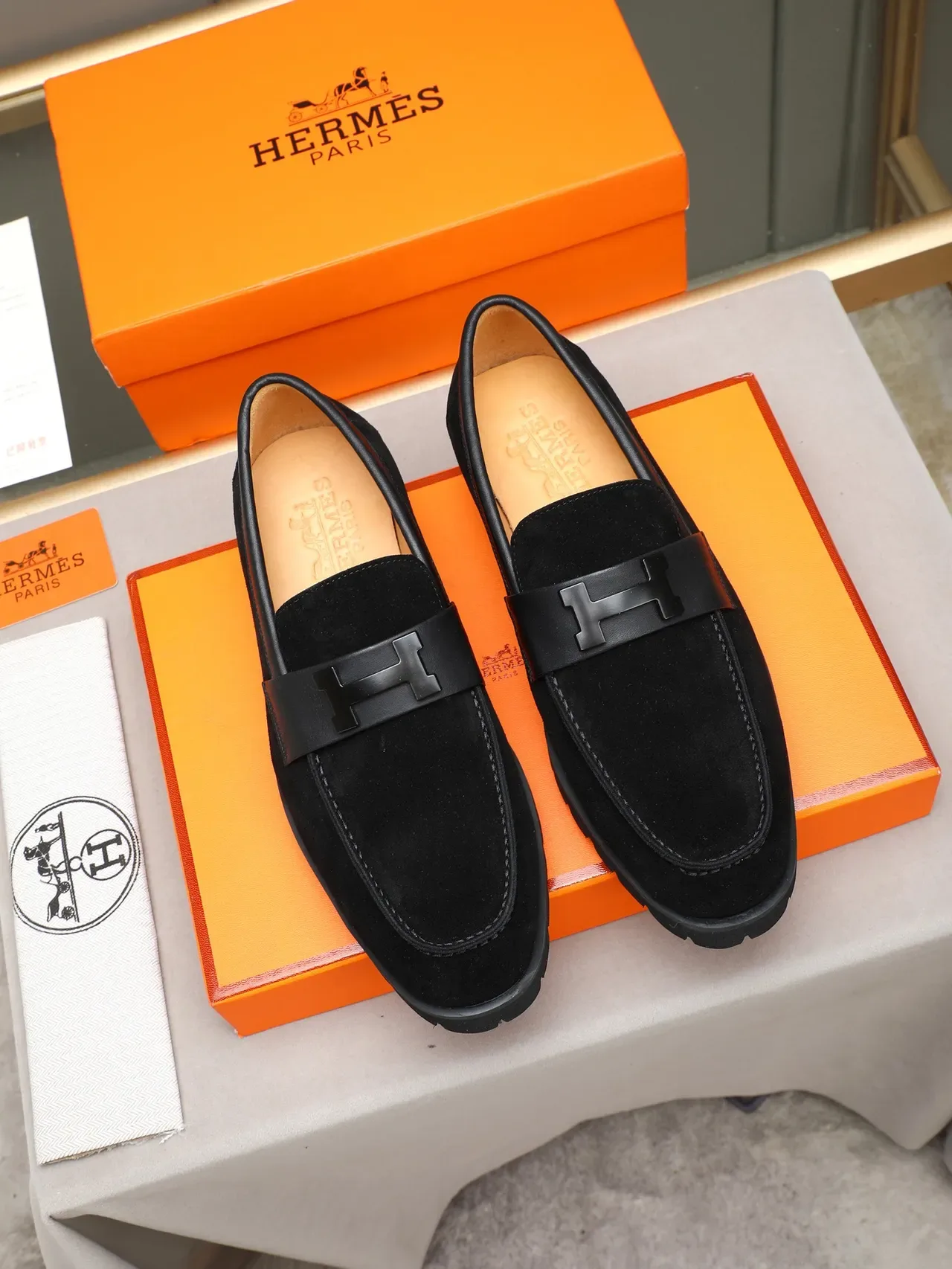 Hermès Oran Loafer Noir Brun Daim H-Buckle Strap Loafer 2