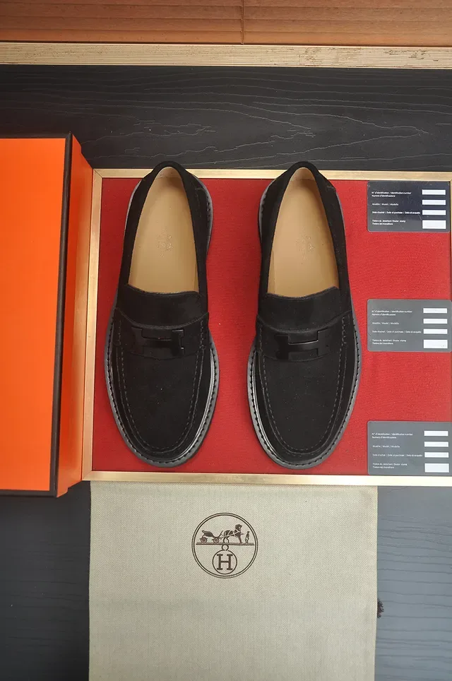 Hermès Oran Loafer Noir Daim H-Buckle Lug Sole Loafers 5