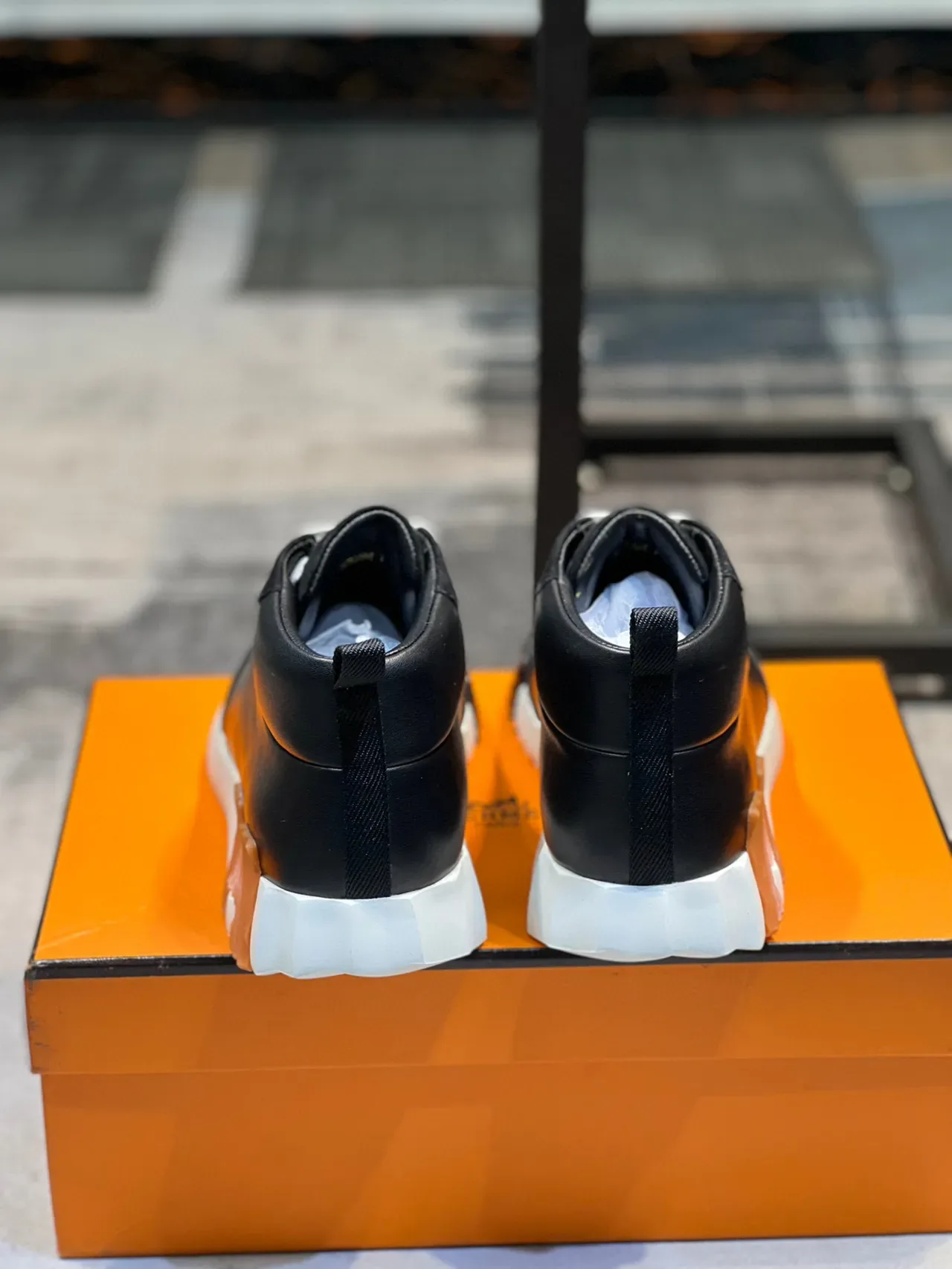 Hermès Oran Sneaker Black White Orange Lifestyle Sneakers 3