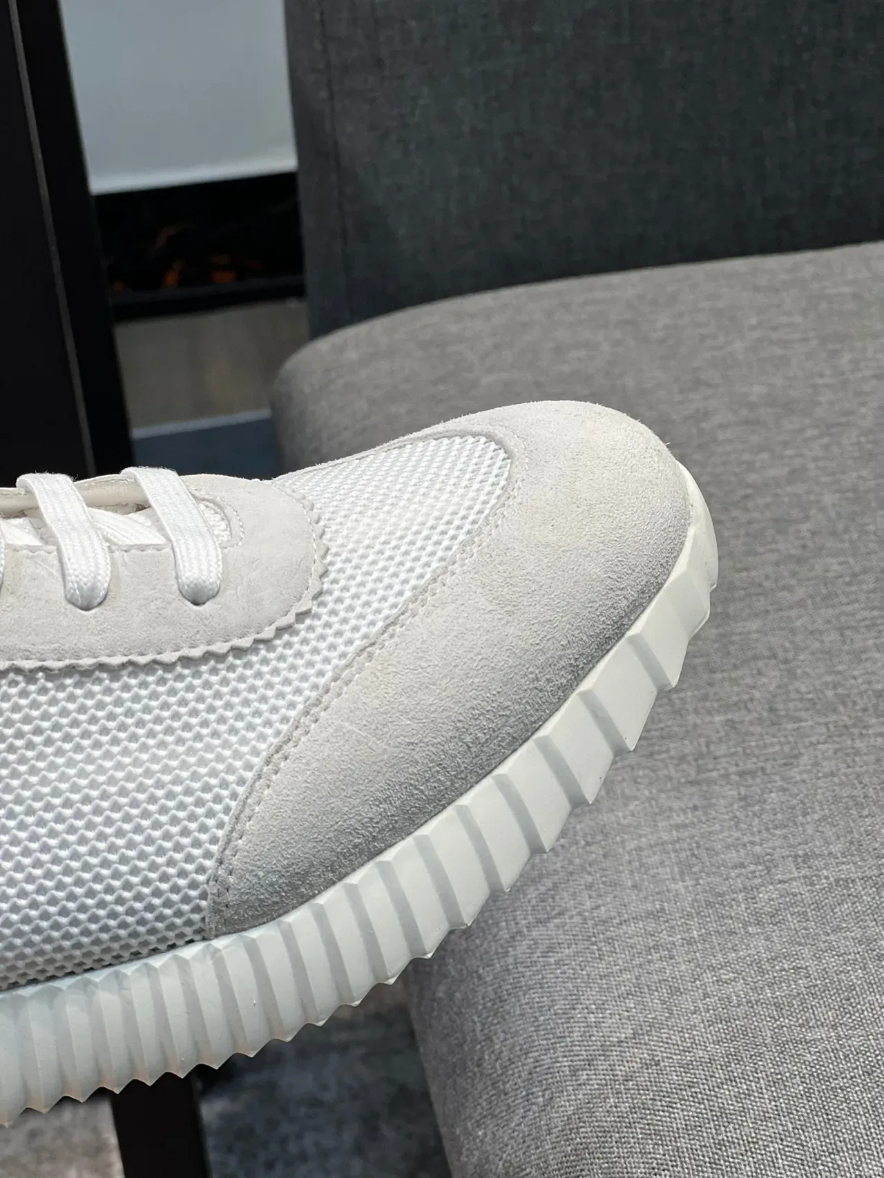 Hermès Blanc Orange Maillé et Daim Tige Sculptée Ranurée Mediola Sneakers Lifestyle 3