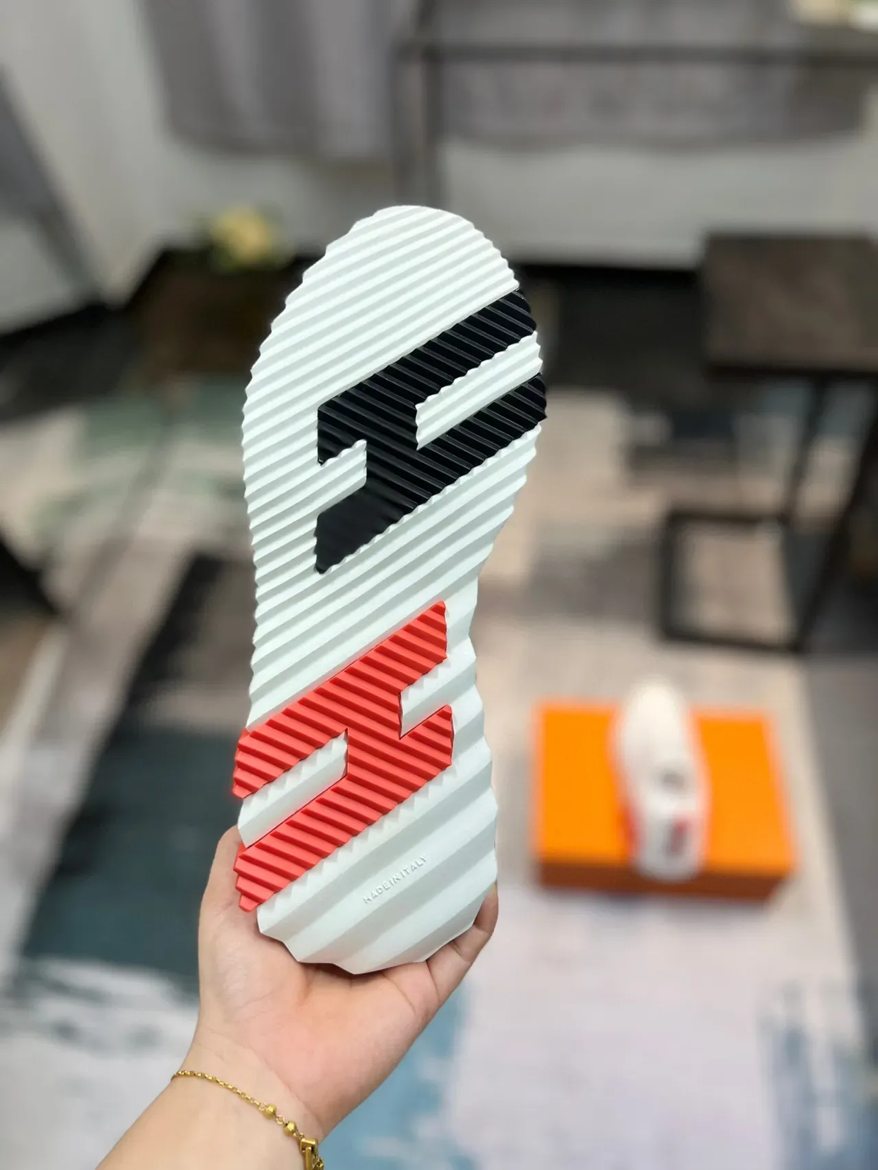 Hermès Blanc Orange Maillé et Daim Tige Sculptée Ranurée Mediola Sneakers Lifestyle 9