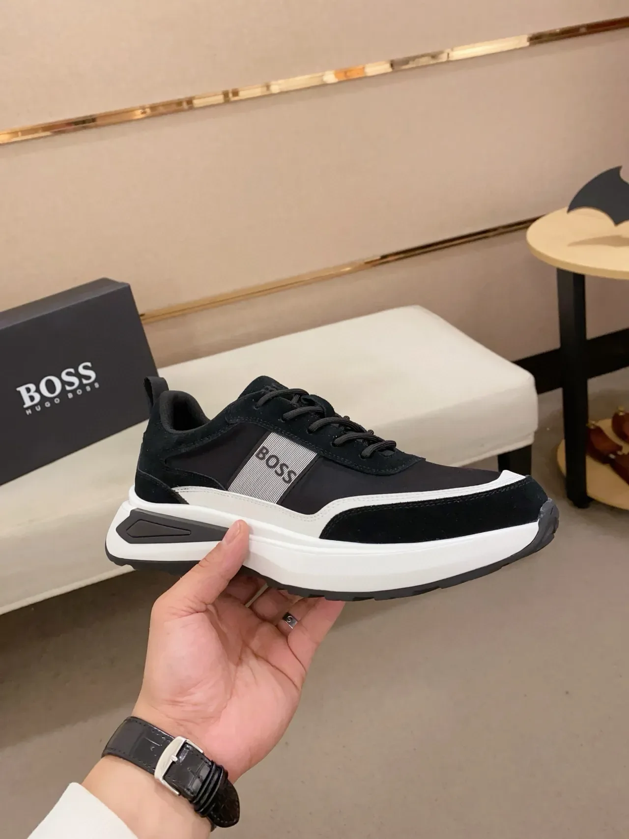Hugo Boss Negro Blanco Suela Gruesa Material Mixto Superior Sneakers de Estilo de Vida 4