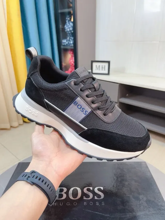 Hugo Boss Chaussures Lifestyle Noires Blanches Tige Mesh et Daim Semelle Médiane Plateforme 4