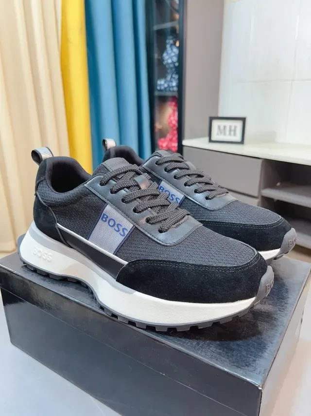 Hugo Boss Chaussures Lifestyle Noires Blanches Tige Mesh et Daim Semelle Médiane Plateforme 5