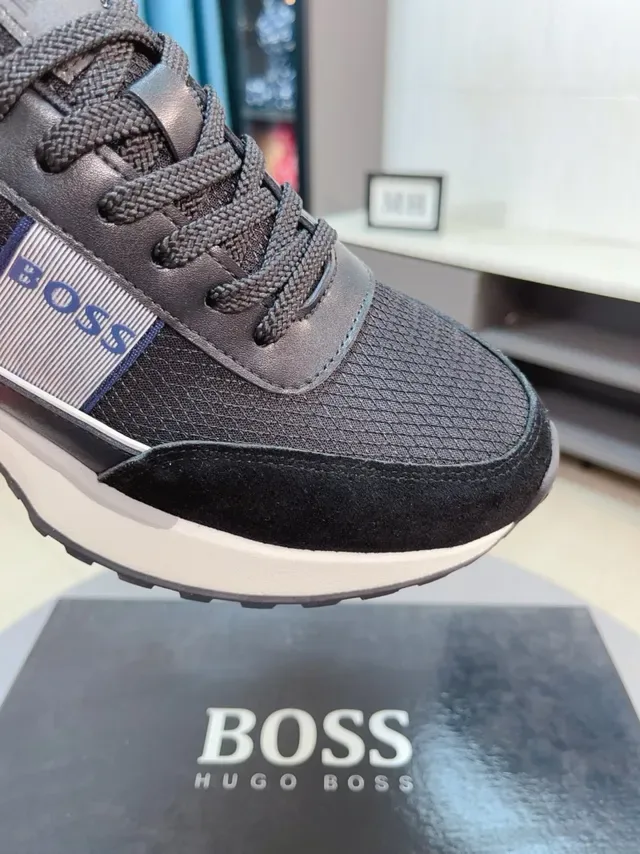 Hugo Boss Chaussures Lifestyle Noires Blanches Tige Mesh et Daim Semelle Médiane Plateforme 7