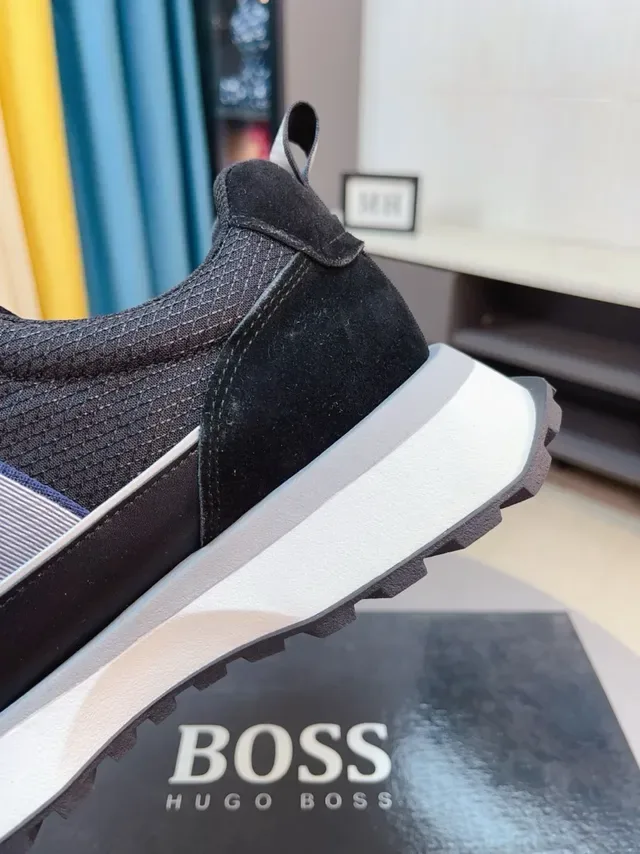 Hugo Boss Chaussures Lifestyle Noires Blanches Tige Mesh et Daim Semelle Médiane Plateforme 8