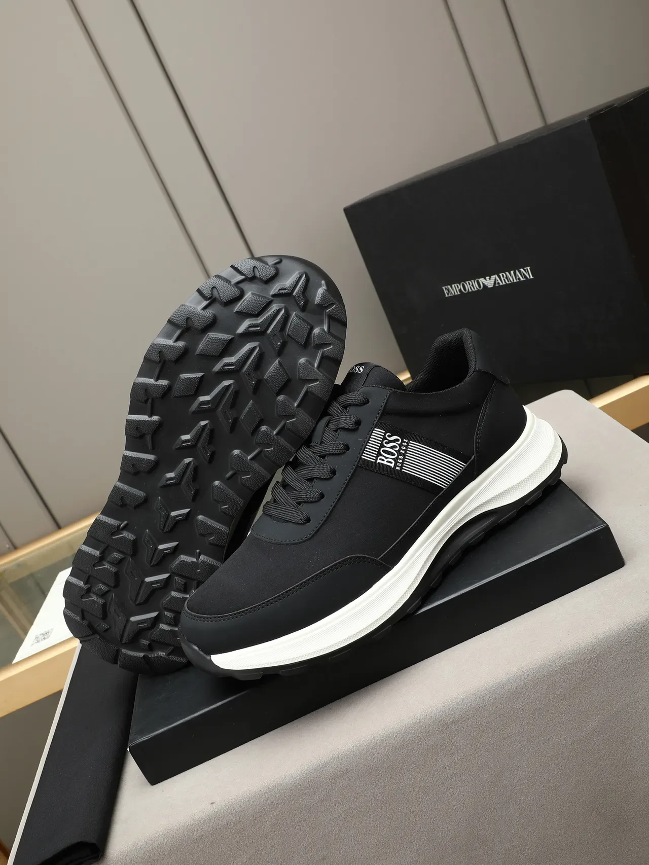 Hugo Boss Black White Synthetic Upper Contrast Midsole Sneakers 4