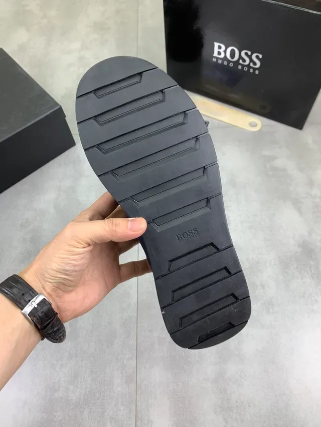 Hugo Boss Tênis Lifestyle de Camurça Azul Sem Cadarços com Logo Embossado 2
