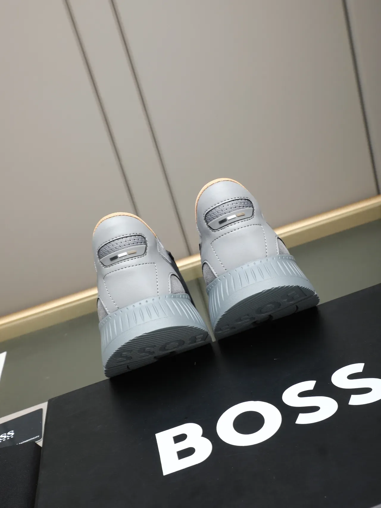 Hugo Boss Gray Knit-Mesh Lifestyle Sneaker 3