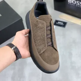 Hugo Boss Tênis Lifestyle Slip-On de Camurça com Monograma-Embossed