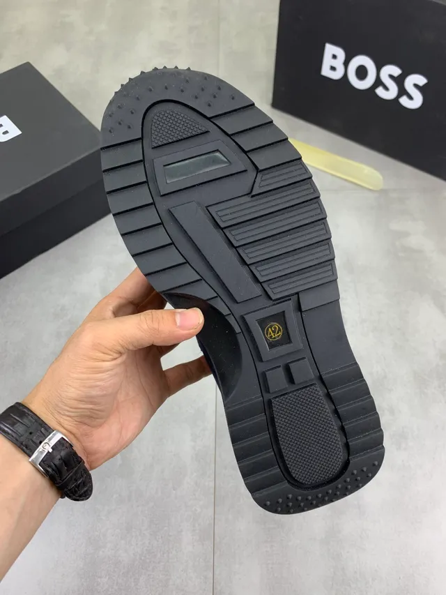 Hugo Boss Sneakers Lifestyle en Daim et Synthétique Navy 3