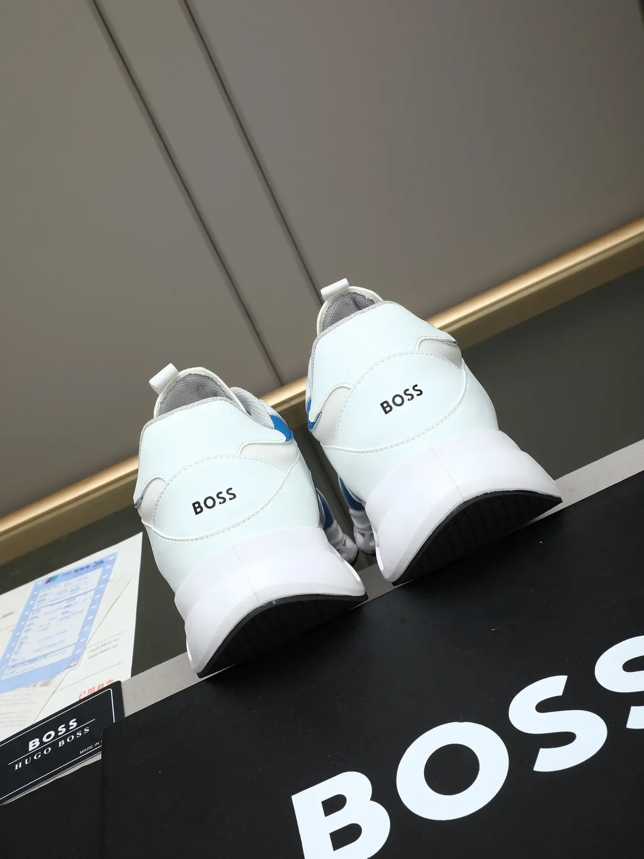 Hugo Boss White Blue Color-Blocked Sculpted Vented Midsole Sneakers 4