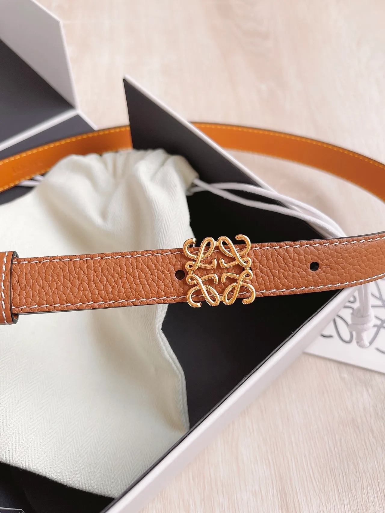 Loewe Anagram Belt Marron Or Boucle Texturée Ceinture Cuir 5