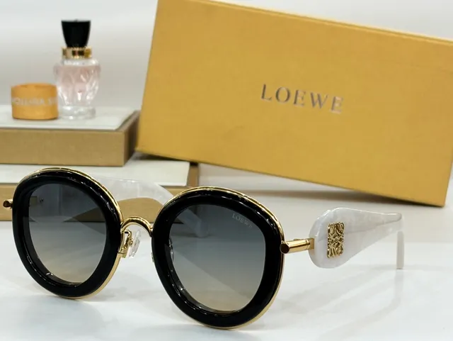 Loewe Anagram Black Burgundy Oversized Round Frame Dual-Tone Acetate Sunglasses 3