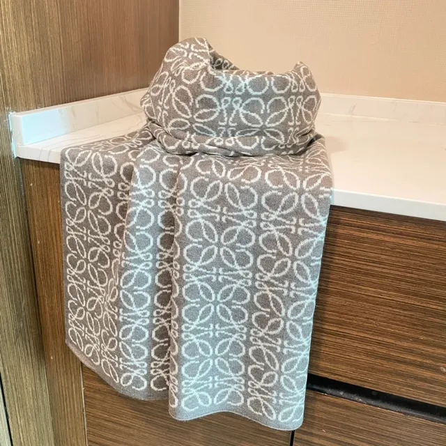 Loewe Anagram Motif Cashmere Scarf 6
