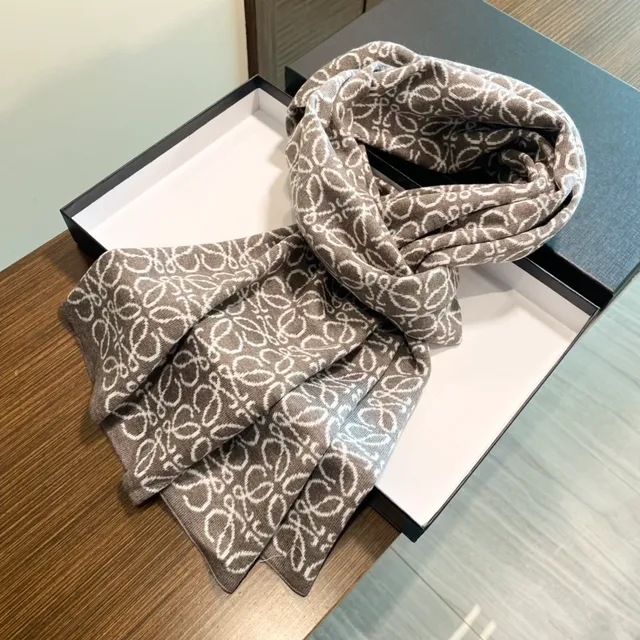 Loewe Anagram Motif Cashmere Scarf 7