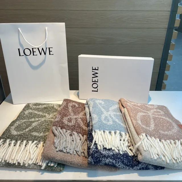 Loewe Vert Beige Texturé Bouclé Tricot Moteux Cachemire Écharpe 4
