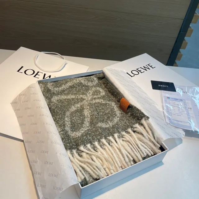 Loewe Vert Beige Texturé Bouclé Tricot Moteux Cachemire Écharpe 5
