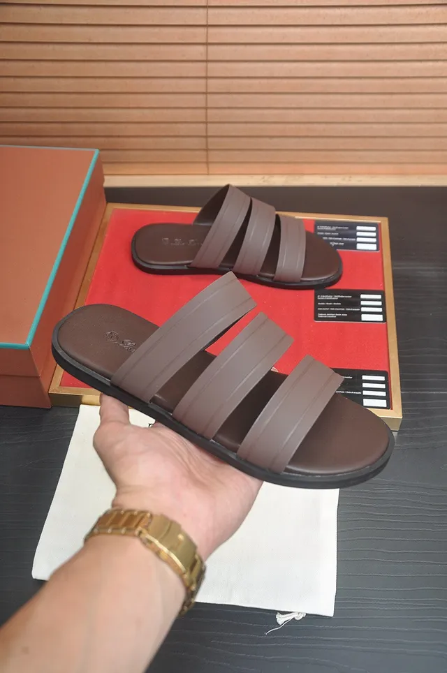 Loro Piana Zapatillas marrón de tres correas con suela moldeada 3