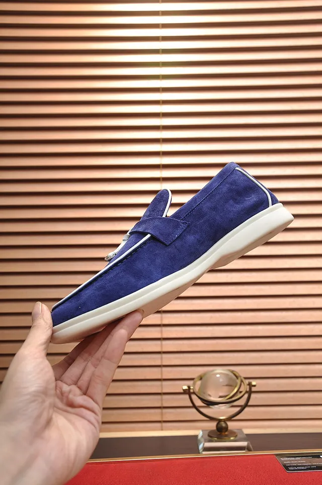 Loro Piana Mocassin daim blanc avec piping navy 6