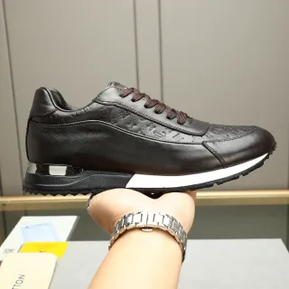 Louis Vuitton Zapatillas Lifestyle Negro Marrón Monogram-Embossed Cuero Reflectante Tacón Ventana
