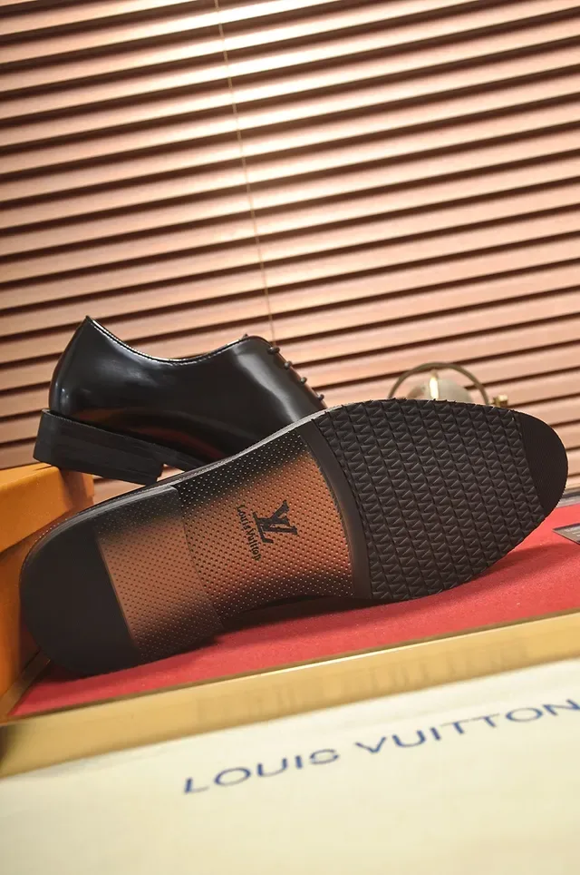 Louis Vuitton Sapatos Oxford Preto Brilhante Cap Toe 3