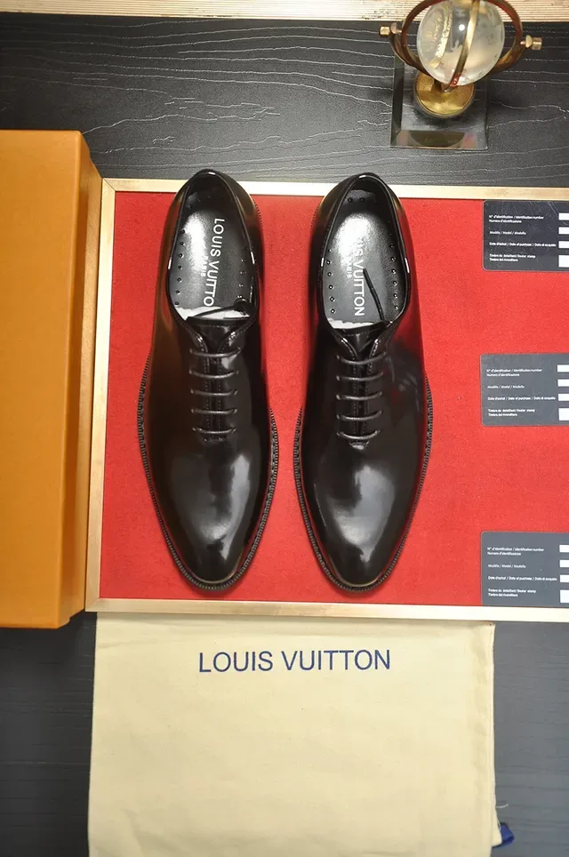Louis Vuitton Sapatos Oxford Preto Brilhante Cap Toe 5