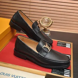 Louis Vuitton 黑色金色皮革 Monogram 衬里 内里 乐福鞋
