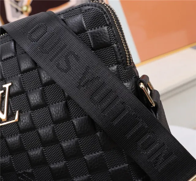 Louis Vuitton Black Gold Woven Leather Quilted Basketweave Messenger Bag 4