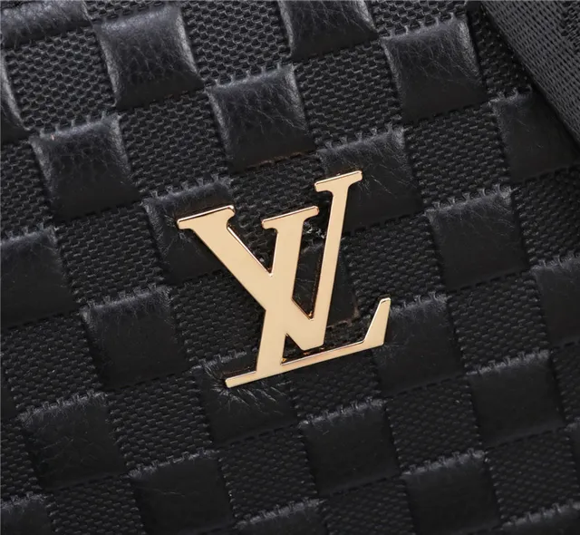 Louis Vuitton Black Gold Woven Leather Quilted Basketweave Messenger Bag 9