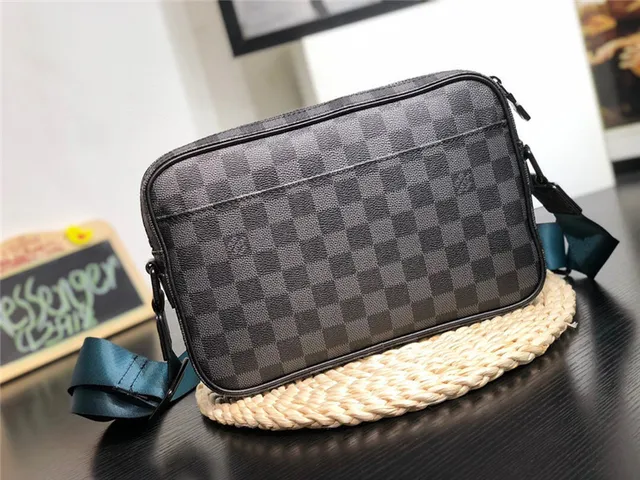 Louis Vuitton Black Gray Damier Graphite Monogram Canvas Rectangular Structured Silhouette Messenger Bag 4