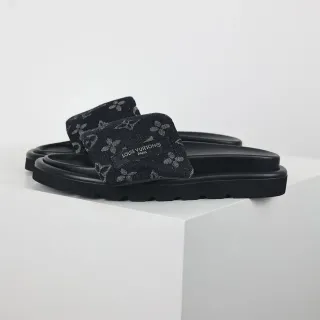 Louis Vuitton काला ग्रे मोनोग्राम्ड कपड़ा पट्टा मोटी प्लेटफॉर्म सोल स्लिपर्स
