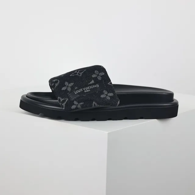 Louis Vuitton Black Gray Monogrammed Fabric Strap Thick Platform Sole Slippers 9